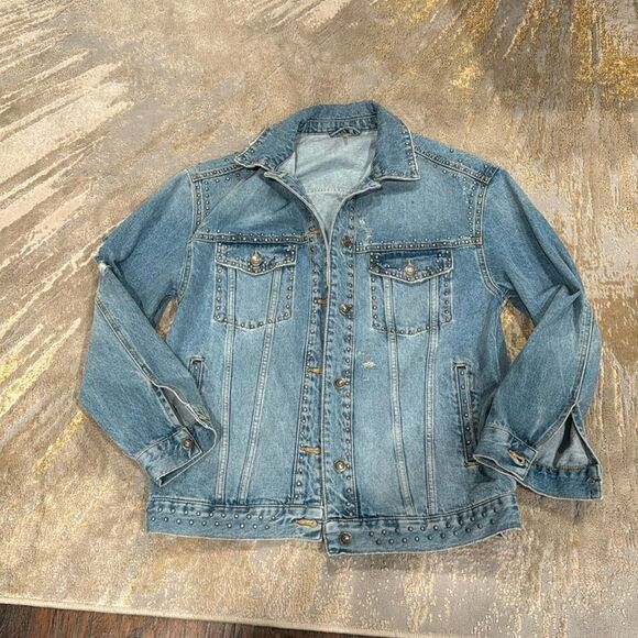 Free People Studded Denim Trucker Jacket Oversized Light Blue size S EUC - Picture 1 of 9